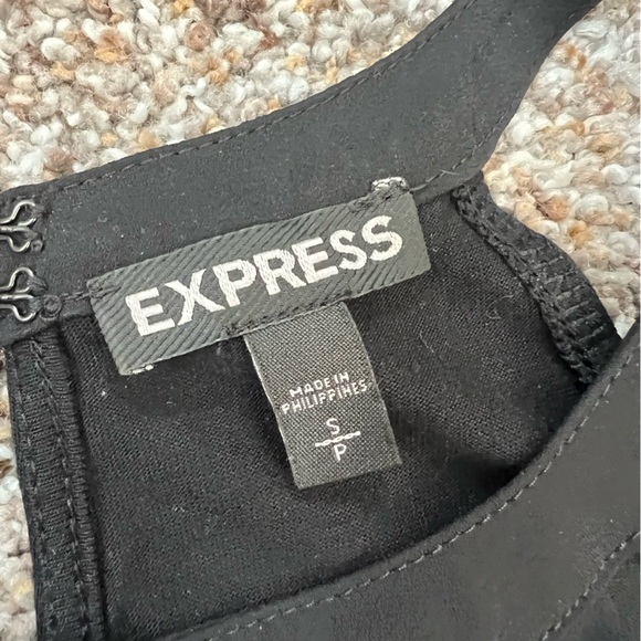 Express Tank Top - Picture 3 of 3